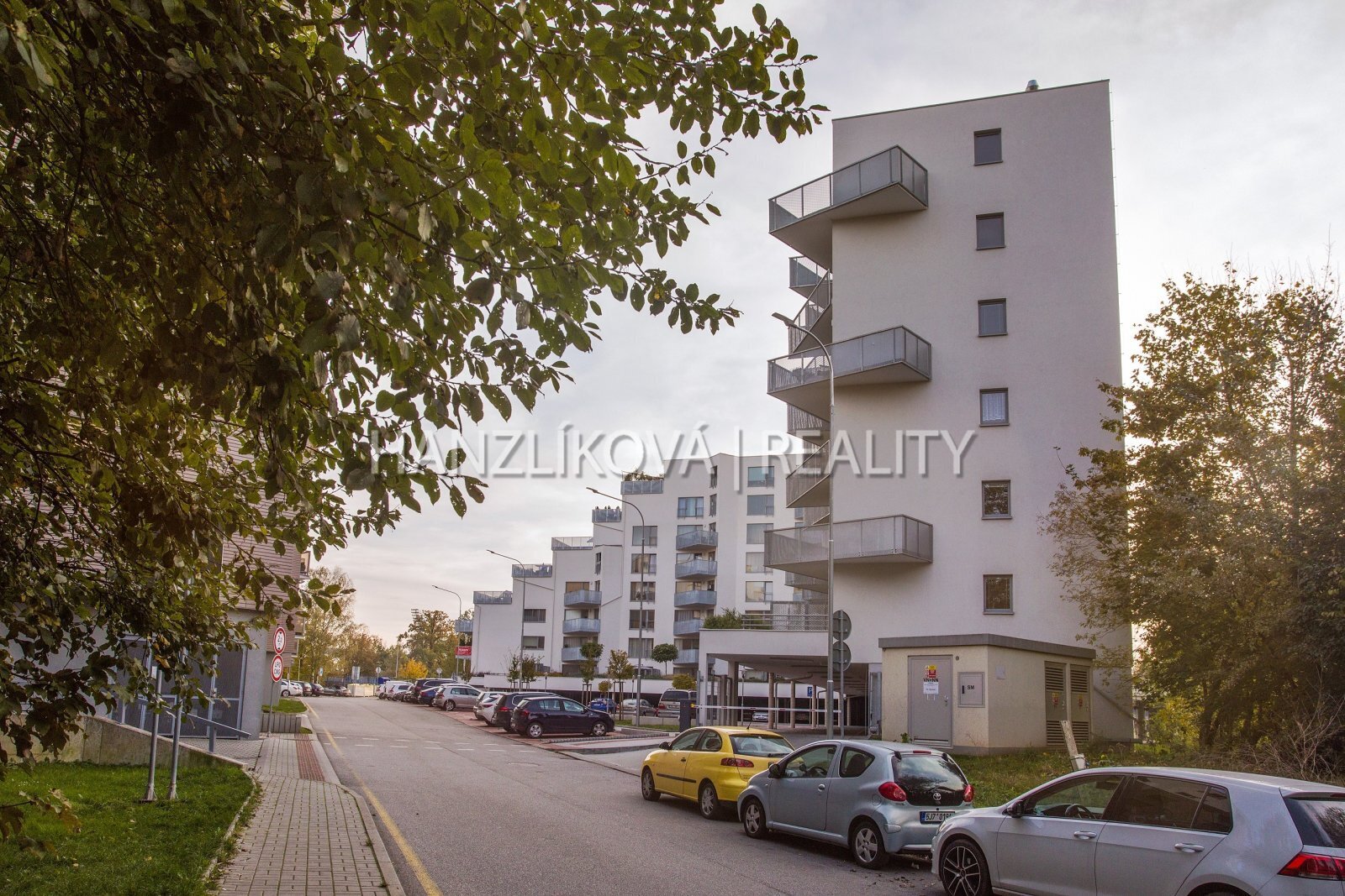 pronájem bytu 2+kk ve 4.NP s terasou, byt B.4.3, rezidence DLOUHÁ LOUKA 2.etapa