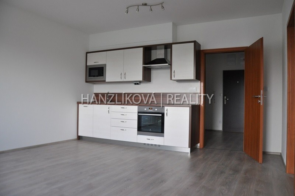 Pronájem novostavby bytu 2+kk (B.206) s balkonem, Bytový dům Vltava