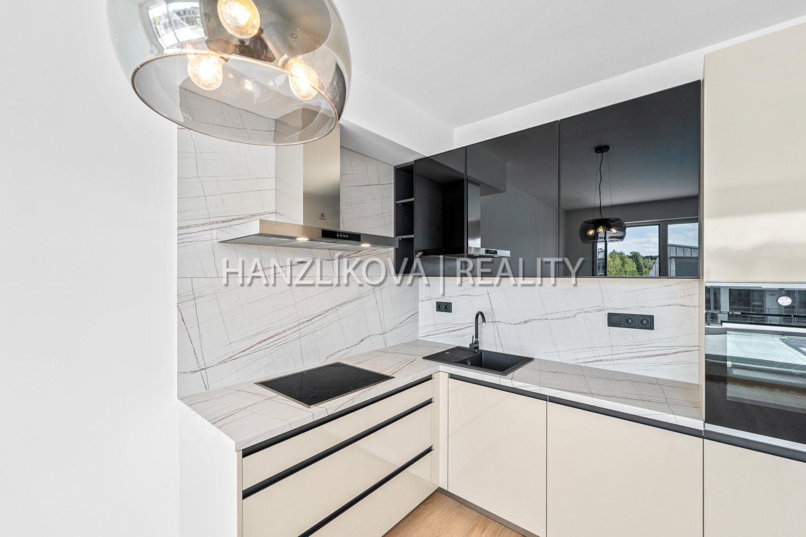 25-09-08 ČB Branišovská Byt Foto_71.jpg