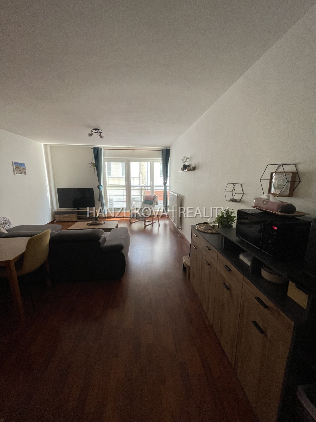 Pronájem bytu 3+kk s balkonem, Riegrova ulice, ČB