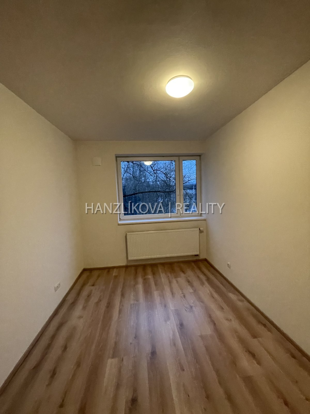 Pronájem bytu 2+kk s terasou, byt E.2.05, rezidence DLOUHÁ LOUKA