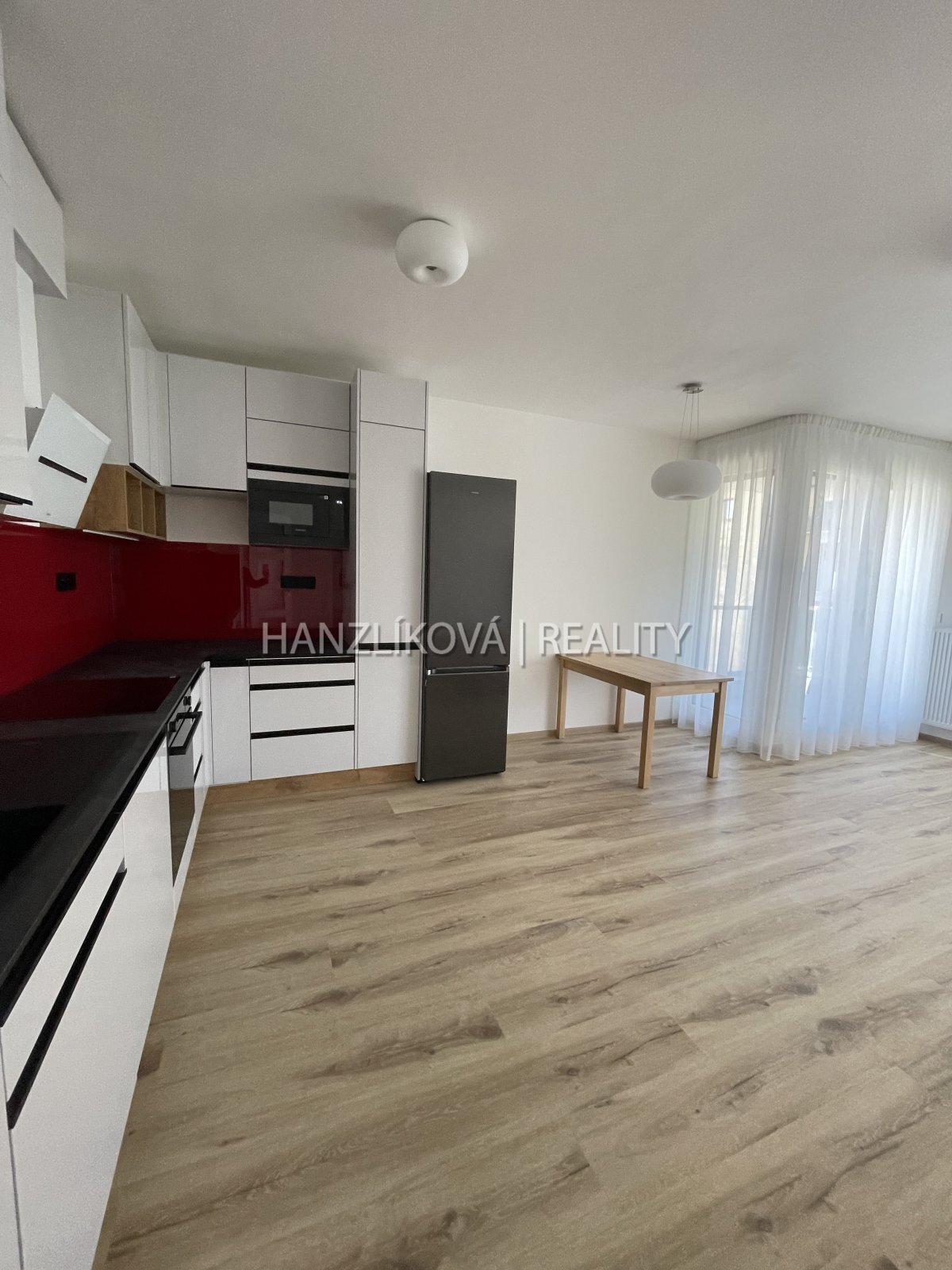 pronájem novostavby bytu 2+kk s lodžií, byt číslo B.04, residence Hálkova, ČB
