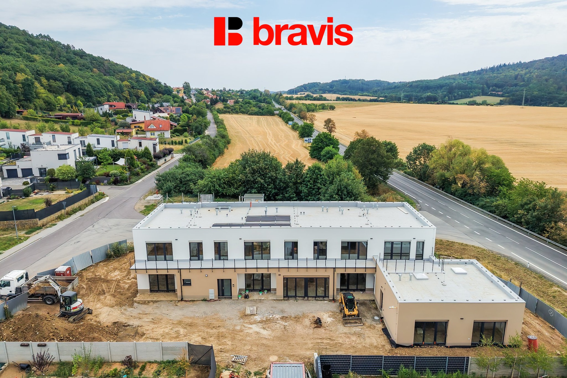 09_DJI_20260810122540_0210_D_FoceniBytu.cz