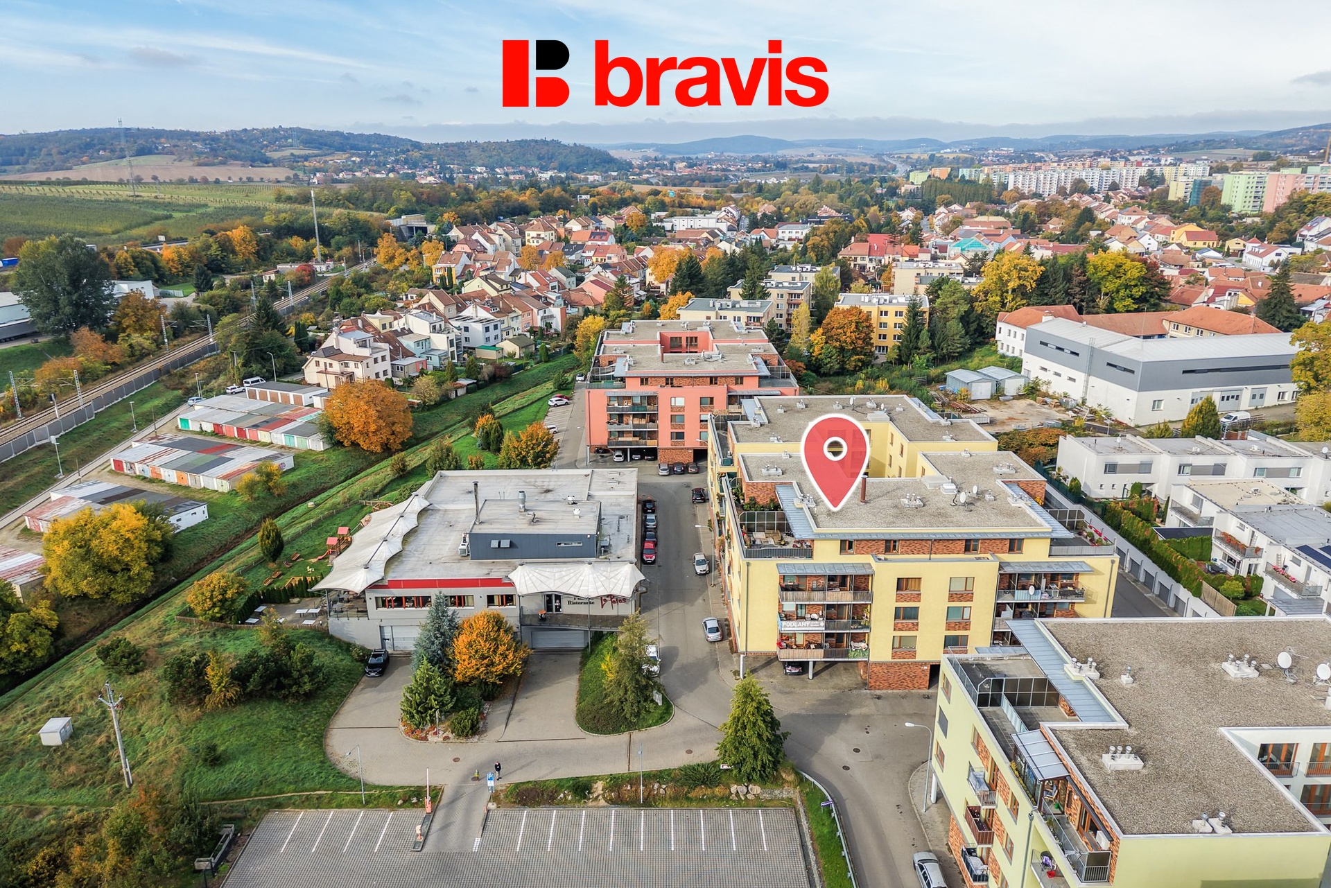 21_DJI_20251014101223_0024_D_ozn_FoceniBytu.cz