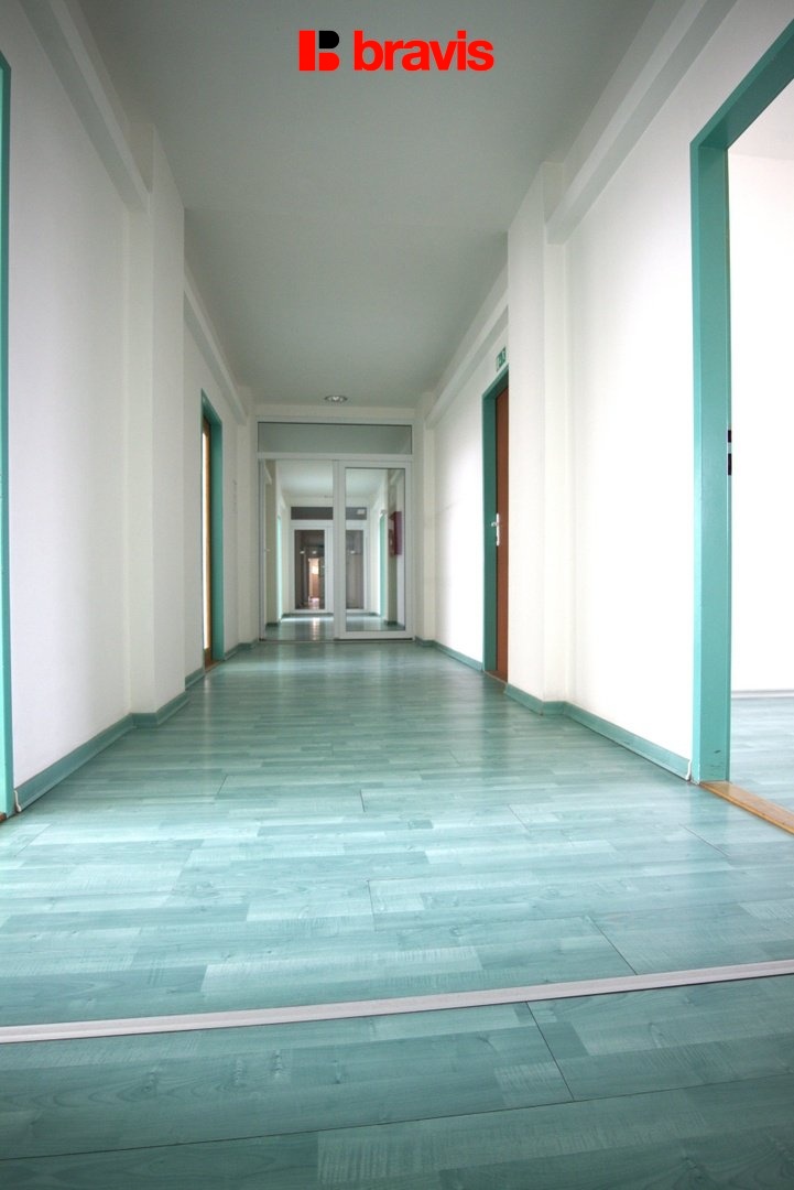 1920x1080wm2504151553-0d19d-pronajem-kancelari-370