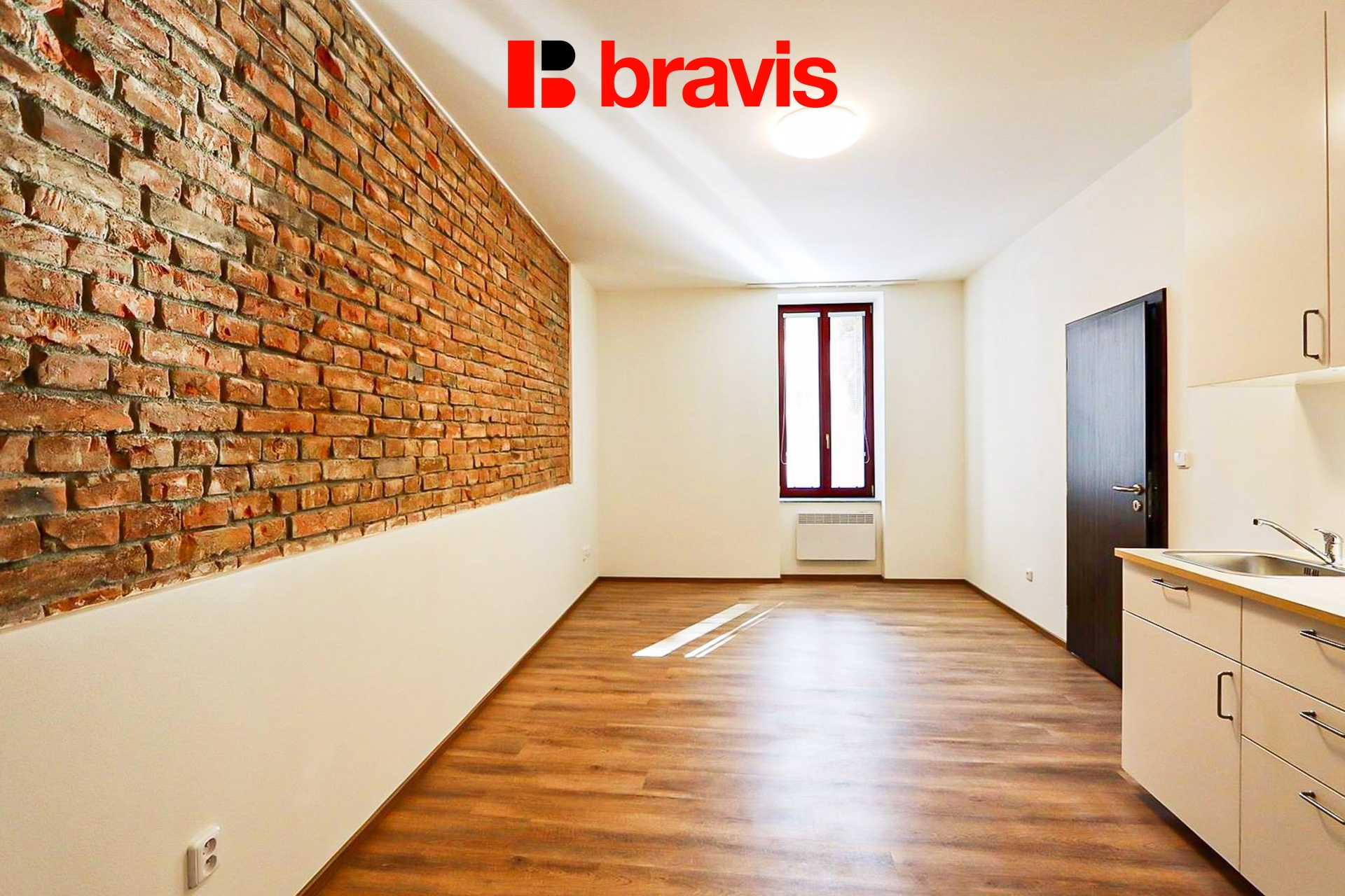 pronajem-bytu-2-kk-53-m2-ul-francouzska-brno-zabrdovice-vytah-parkovani-po-kompletni-185a3c