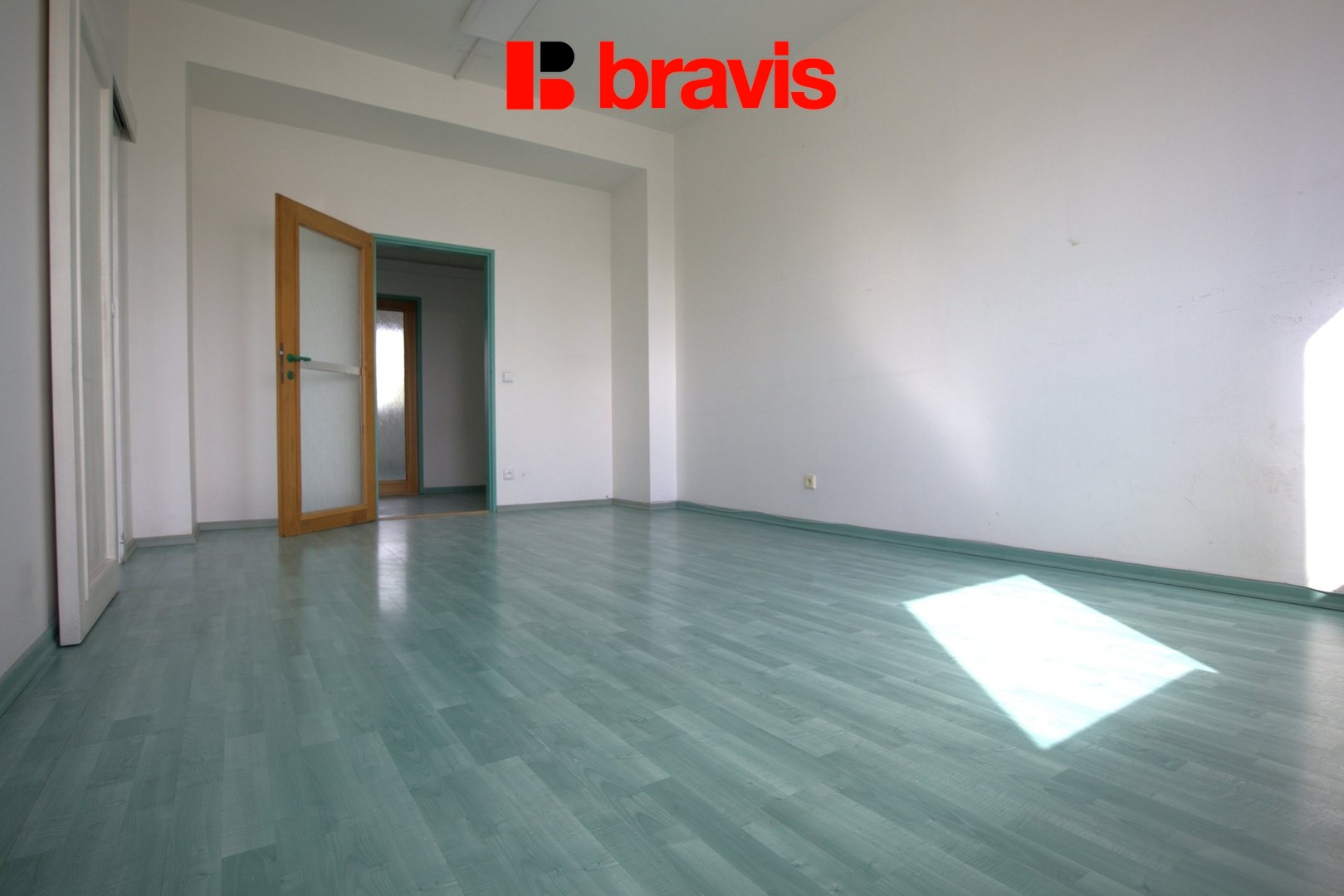 1920x1080wm2504151553-f0e33-pronajem-kancelari-370