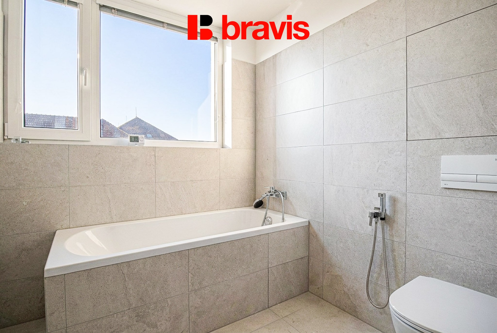 1765482863076-019b0ef9-f922-7601-8906-40755a16558c