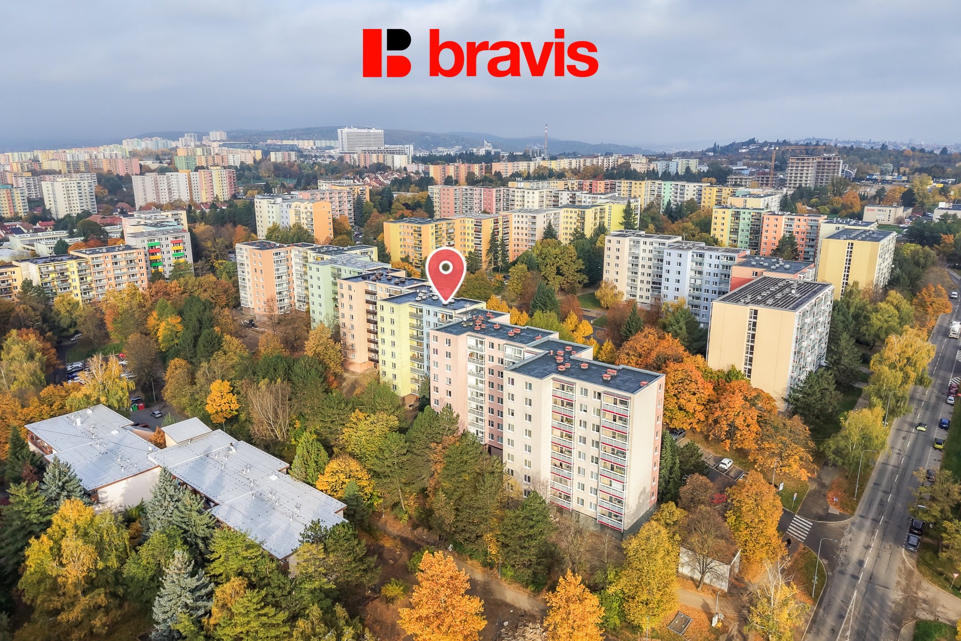 17_DJI_20251023094256_0019_D_ozn_FoceniBytu.cz