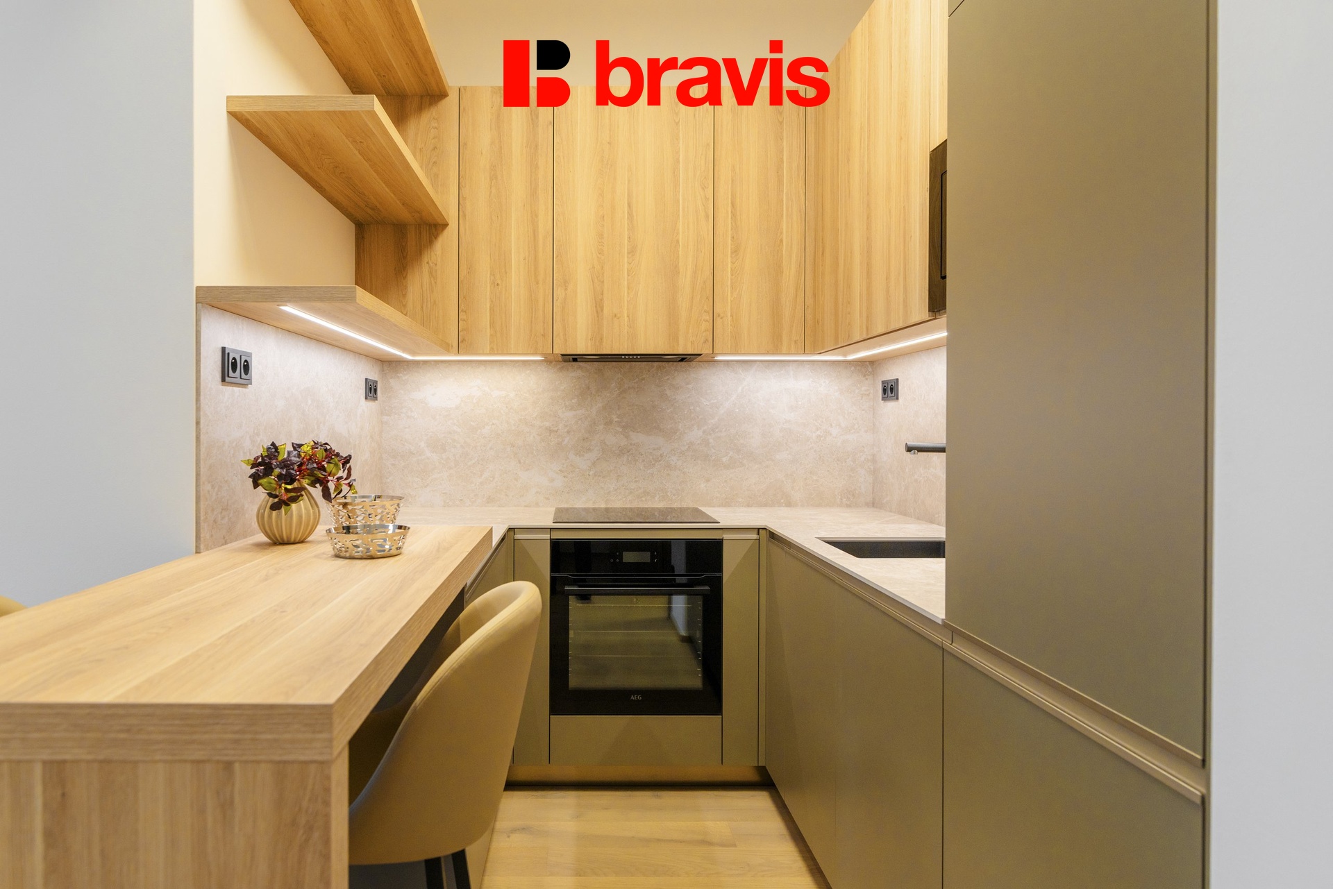 BRAVIS_FullSize_30
