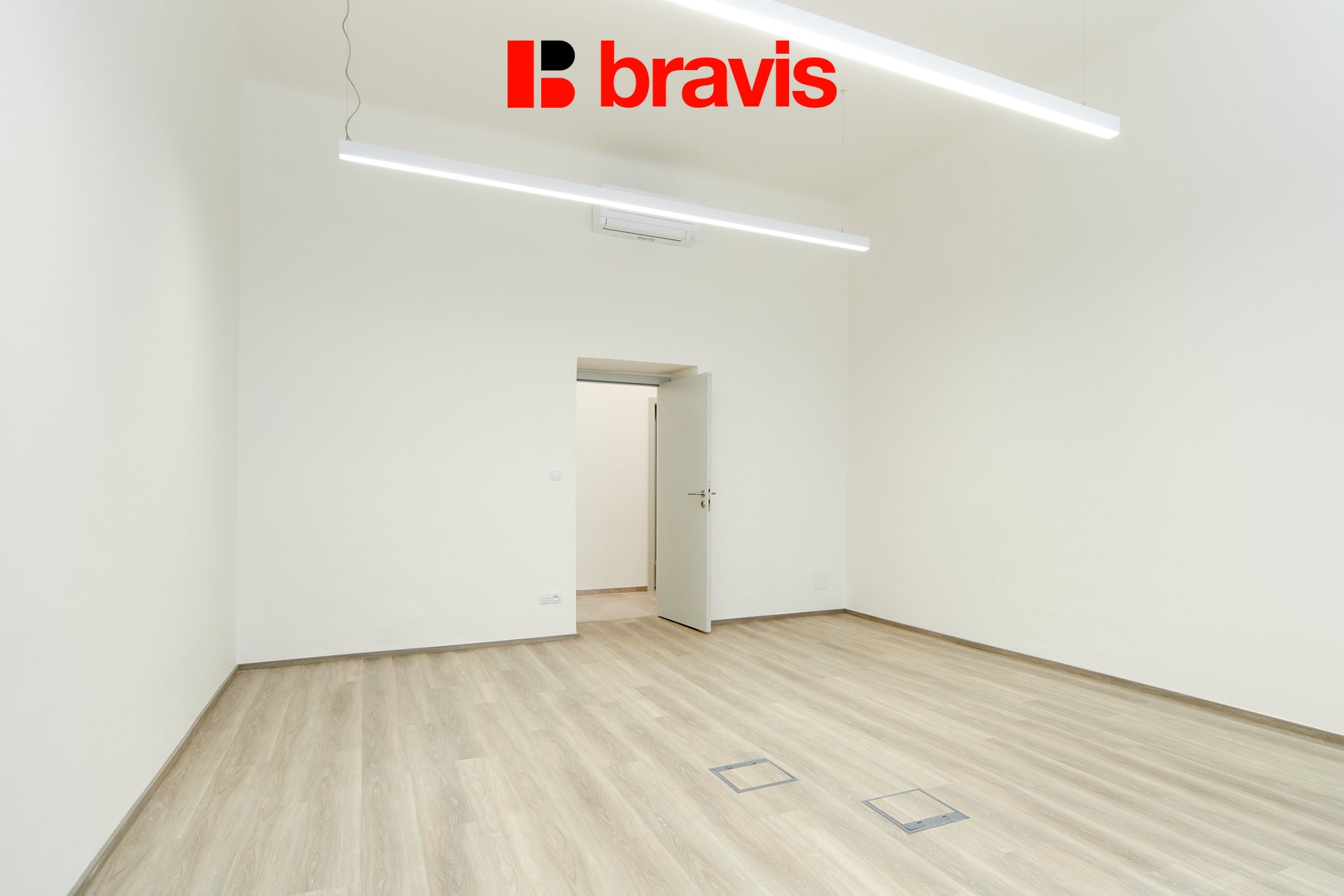 evropa_palac_3np_040153