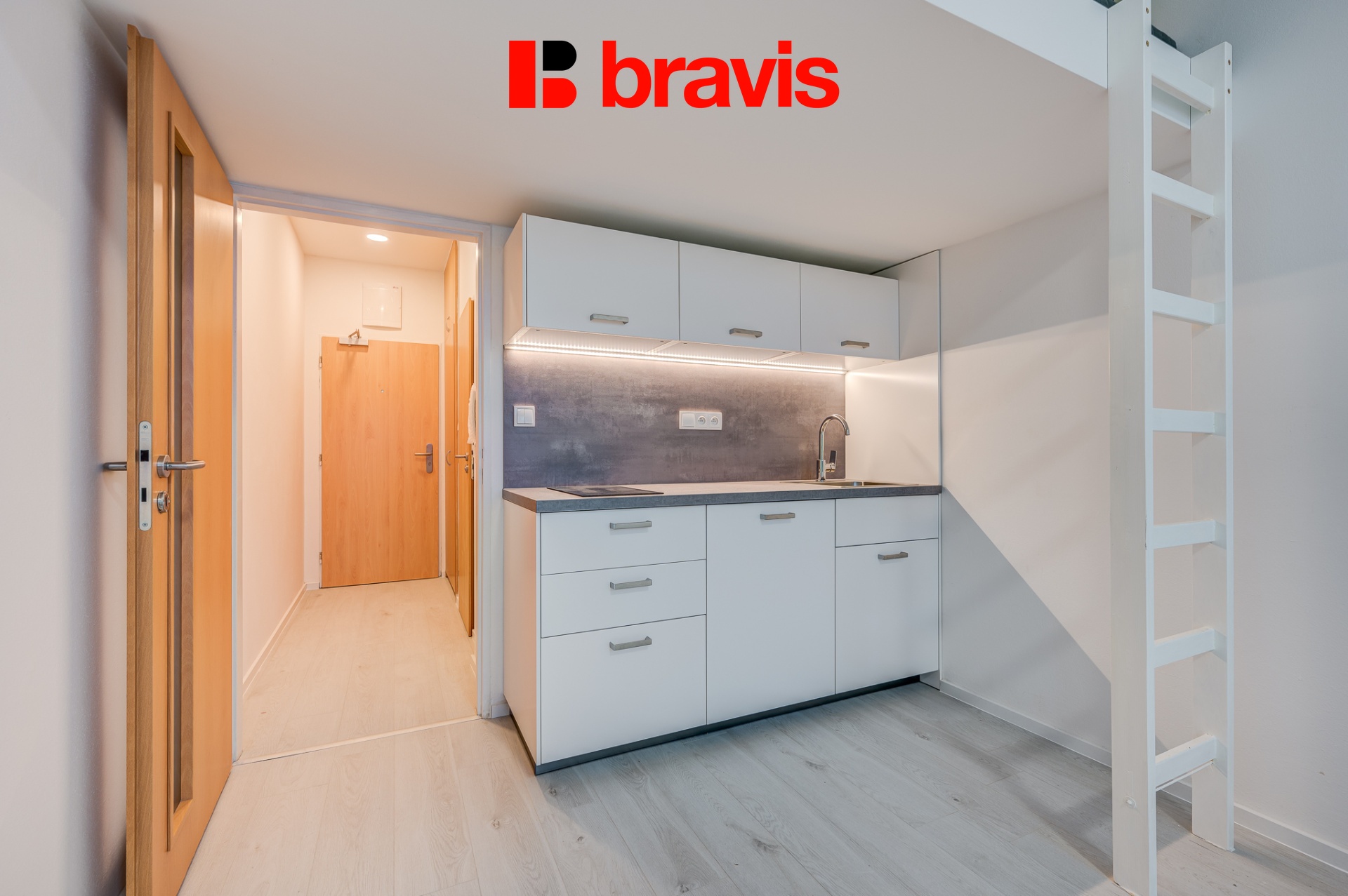 03_DSC_1541_37_38_39_40_FoceniBytu.cz