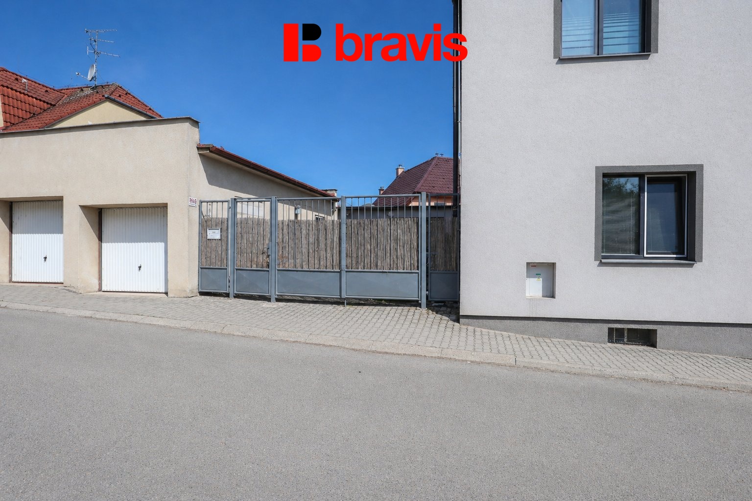 01842e42-39fb-4e07-8dd8-fe4f46db67c1