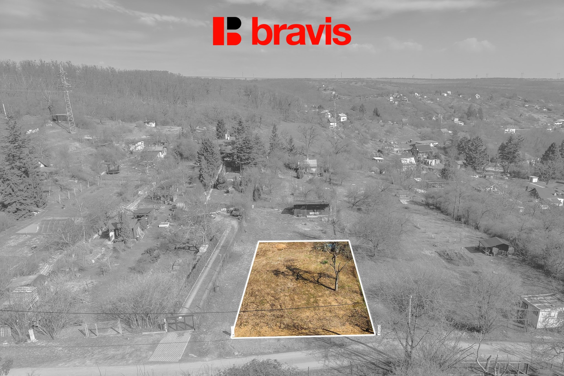 03_DJI_20260320110348_0391_D_ozn_pozemek1_ozn_Foce
