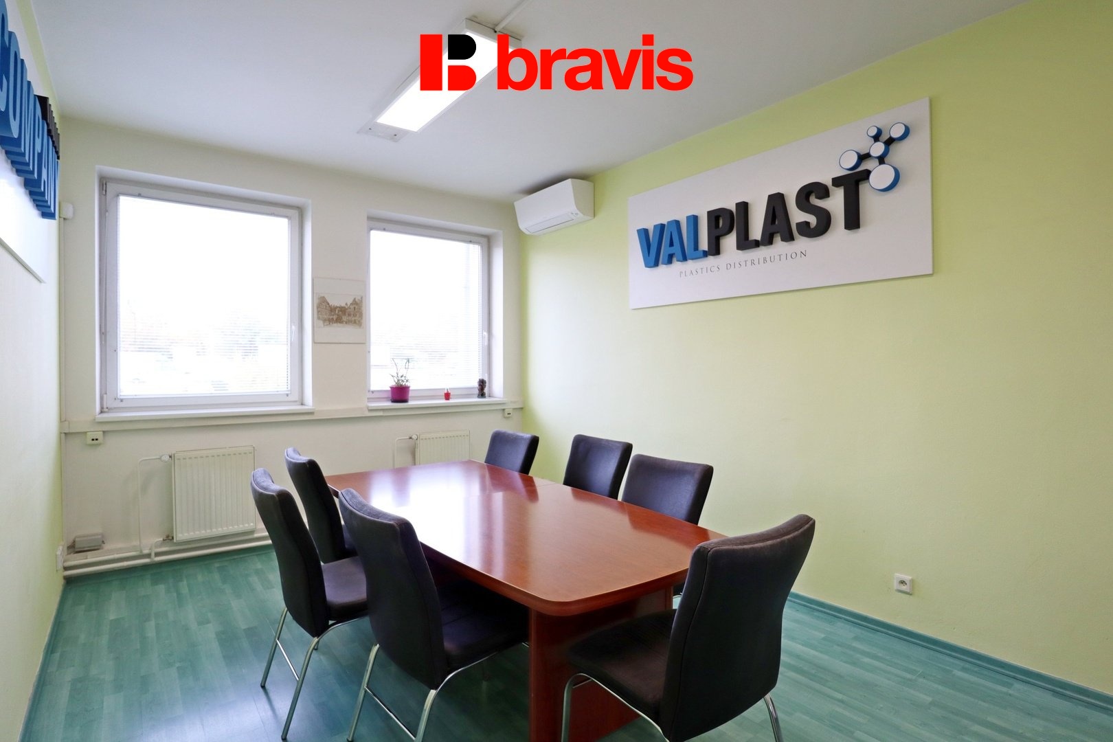 1920x1080wm2504151553-1946d-pronajem-prosvetlenych