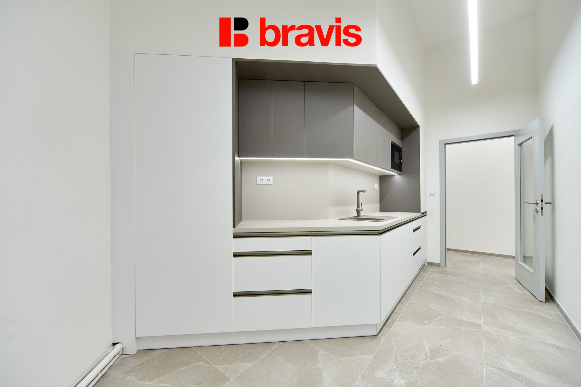 evropa_palac_3np_090249