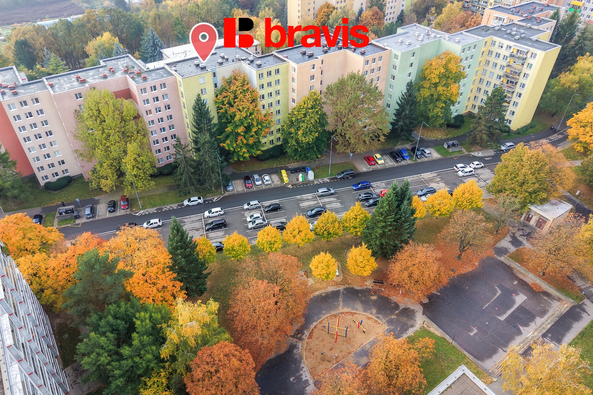 20_DJI_20251023094059_0013_D_ozn_FoceniBytu.cz
