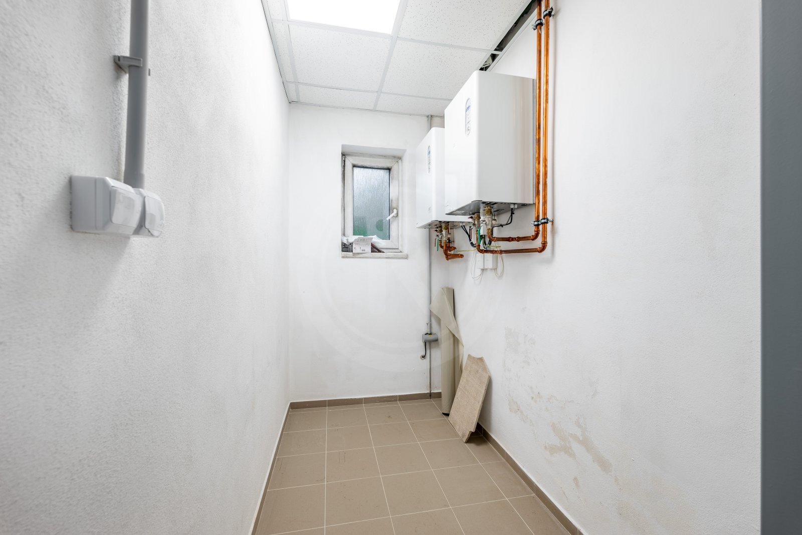 25-10-22 Ledenice Komerční prostor Foto_17.jpg