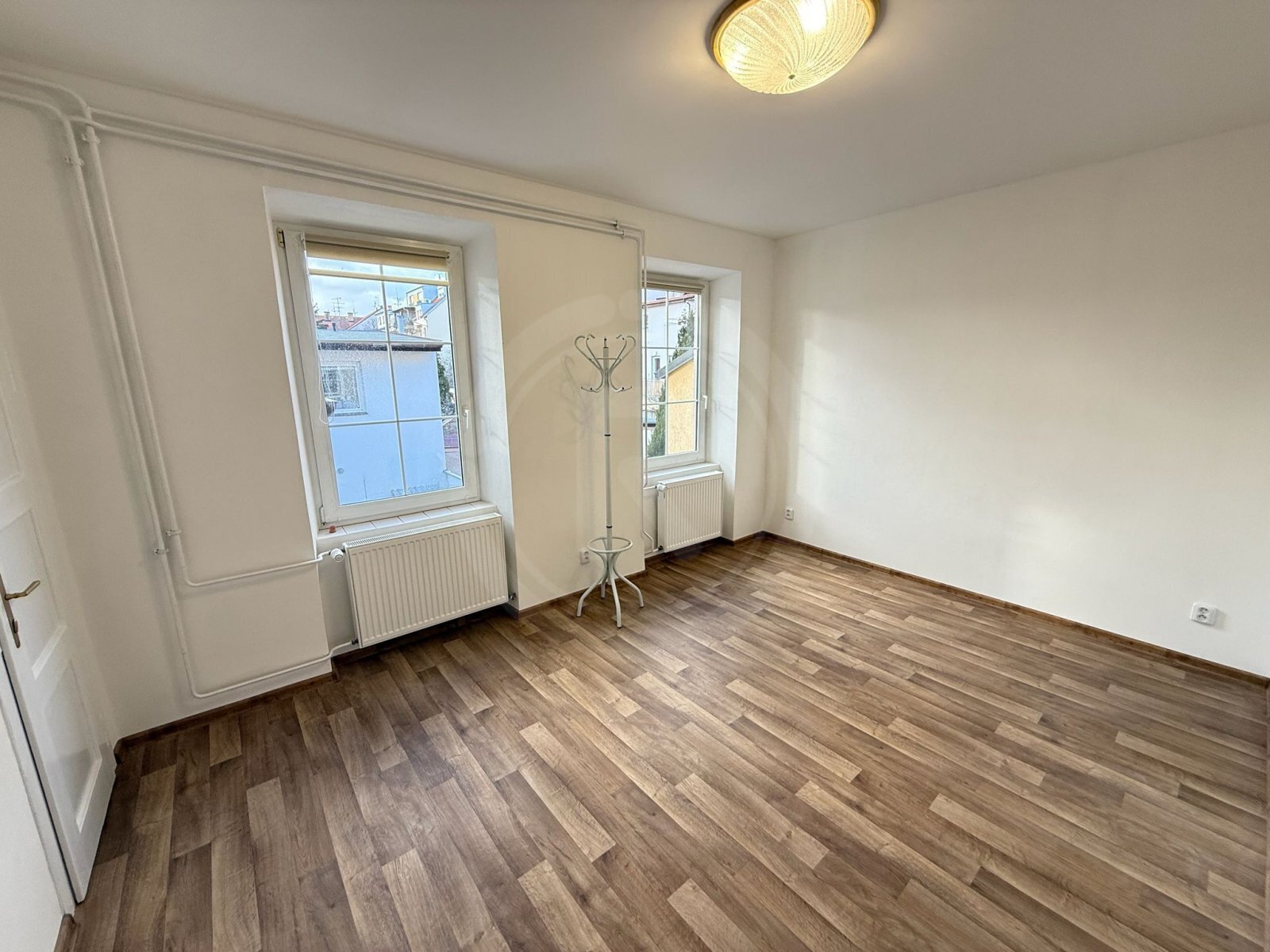 WhatsApp Image 2026-02-20 at 10.50.45 (9).jpeg