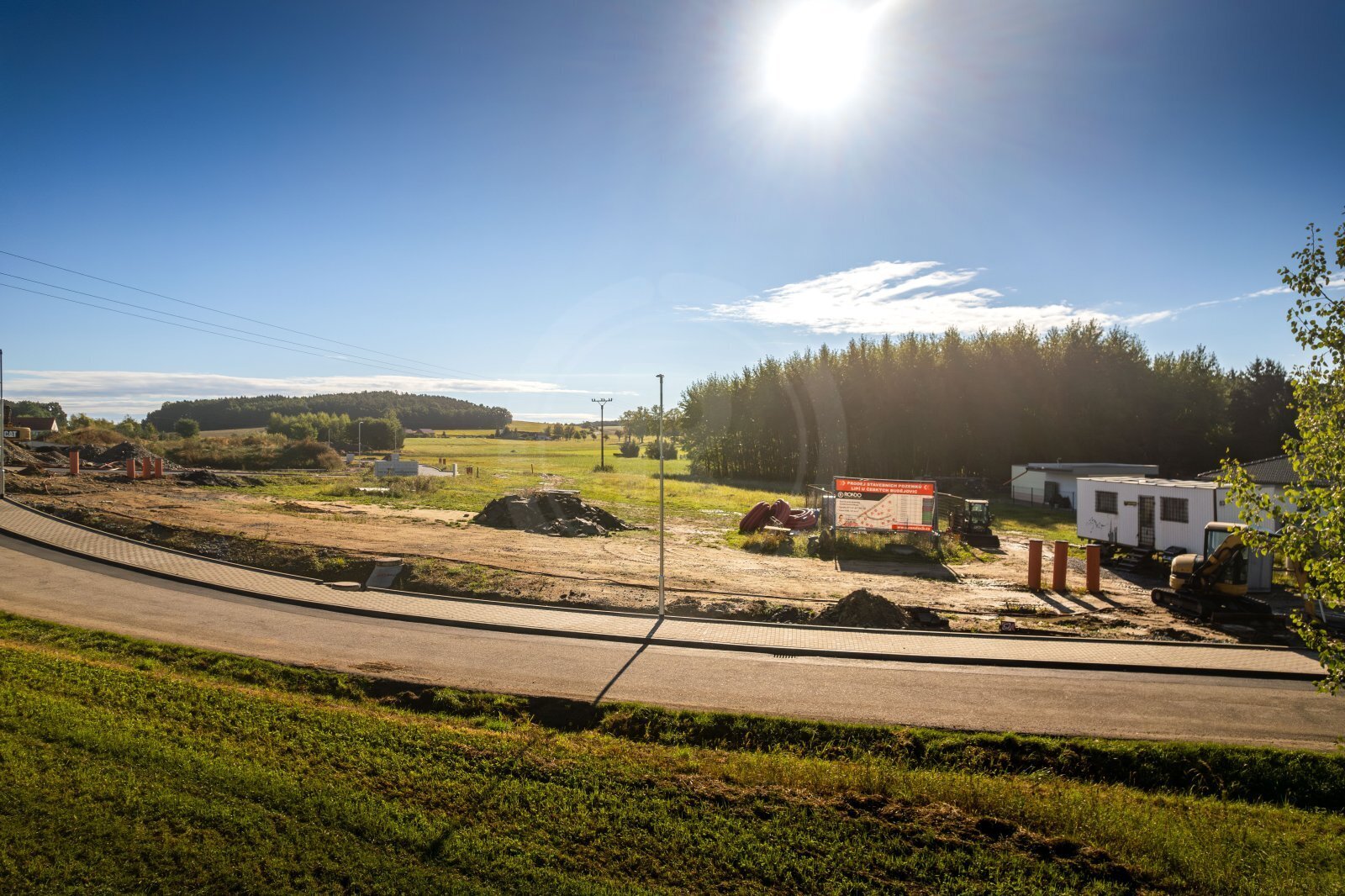 25-09-05 Lipí Pozemek Foto_01.jpg