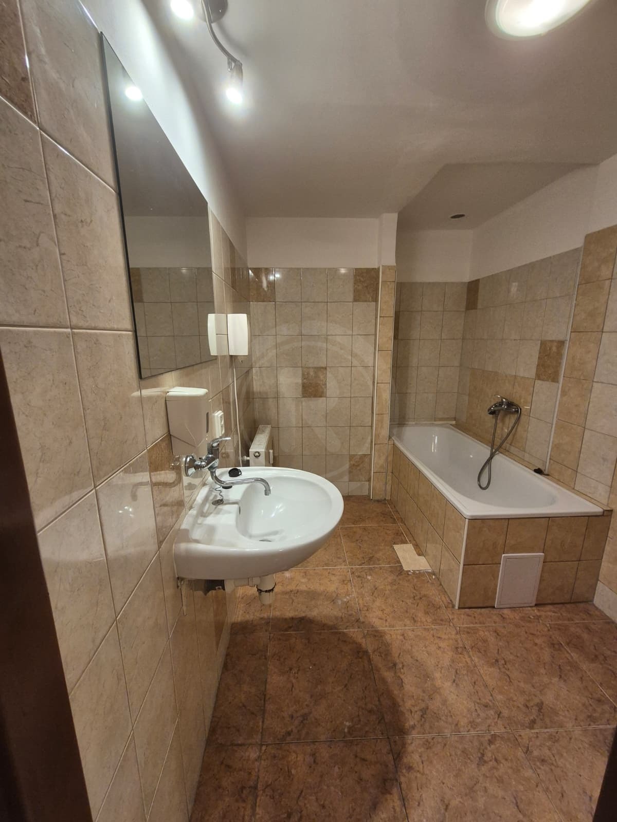 WhatsApp Image 2026-01-09 at 10.25.35 (1).jpeg