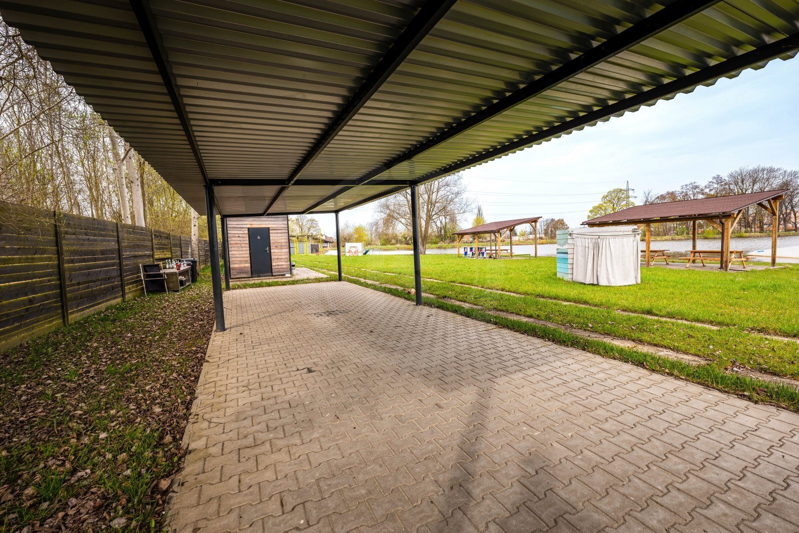 26-04-13 Nemanice Rekreační objekt Foto_40.jpg