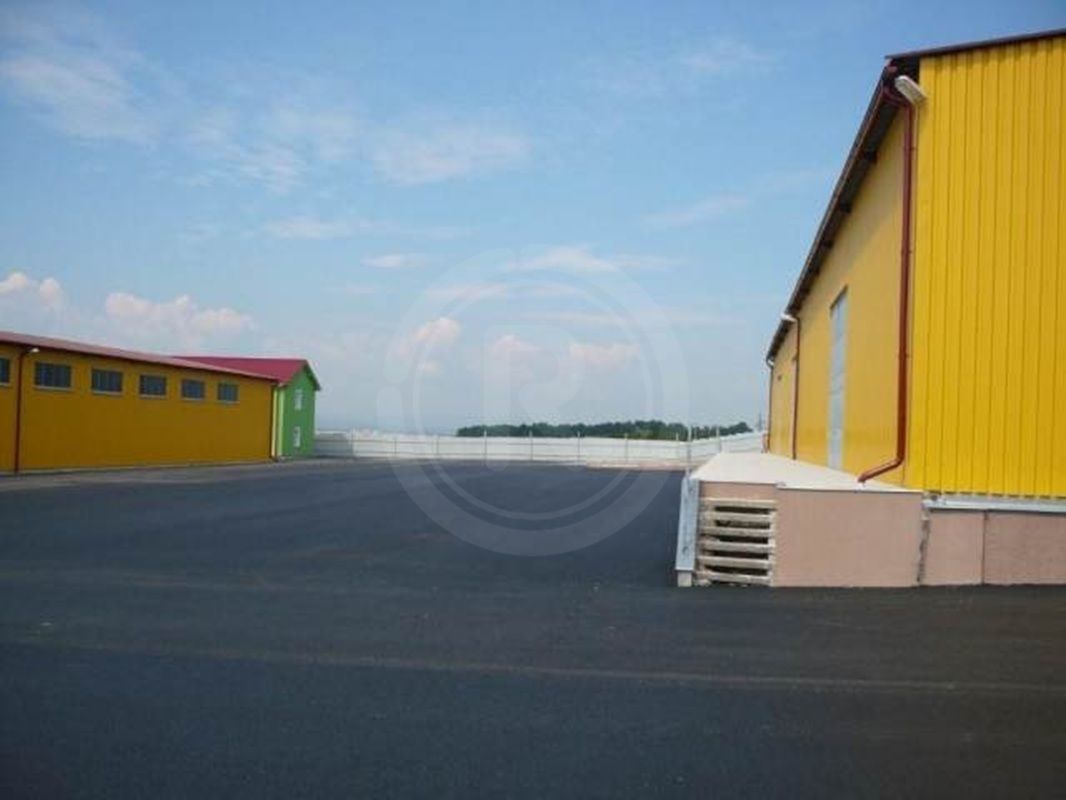 hůry spodní hala 014.jpg