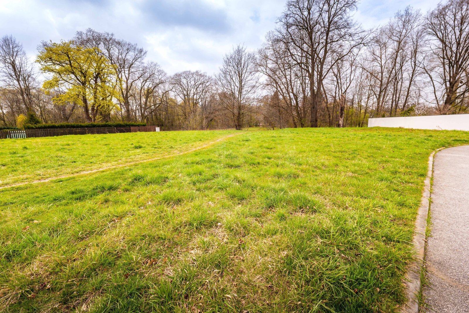 26-04-14 ČB Mladé Pozemek Foto_20.jpg