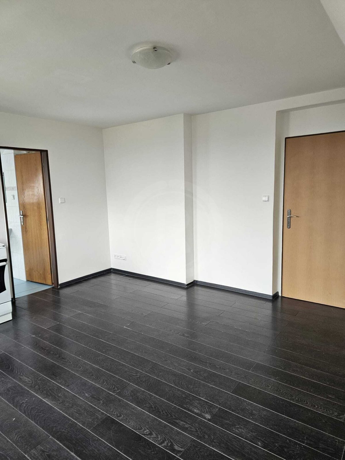 WhatsApp Image 2026-03-17 at 10.10.44 (2).jpeg