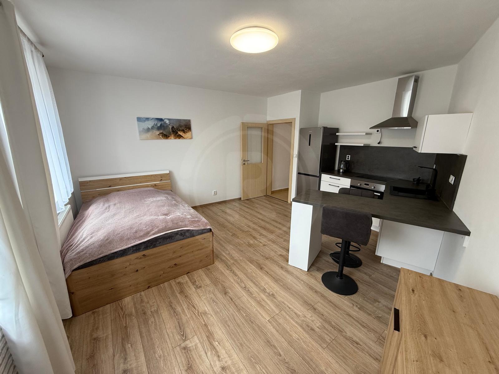 WhatsApp Image 2025-04-10 at 08.56.45 (8).jpeg