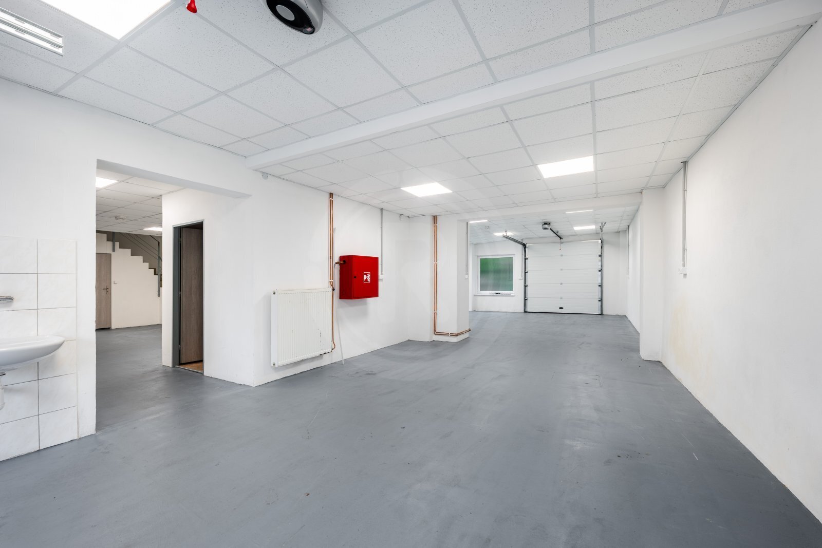 25-10-22 Ledenice Komerční prostor Foto_02.jpg