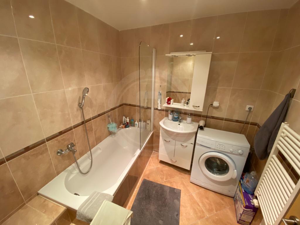 WhatsApp Image 2022-11-23 at 08.47.59 (2).jpeg