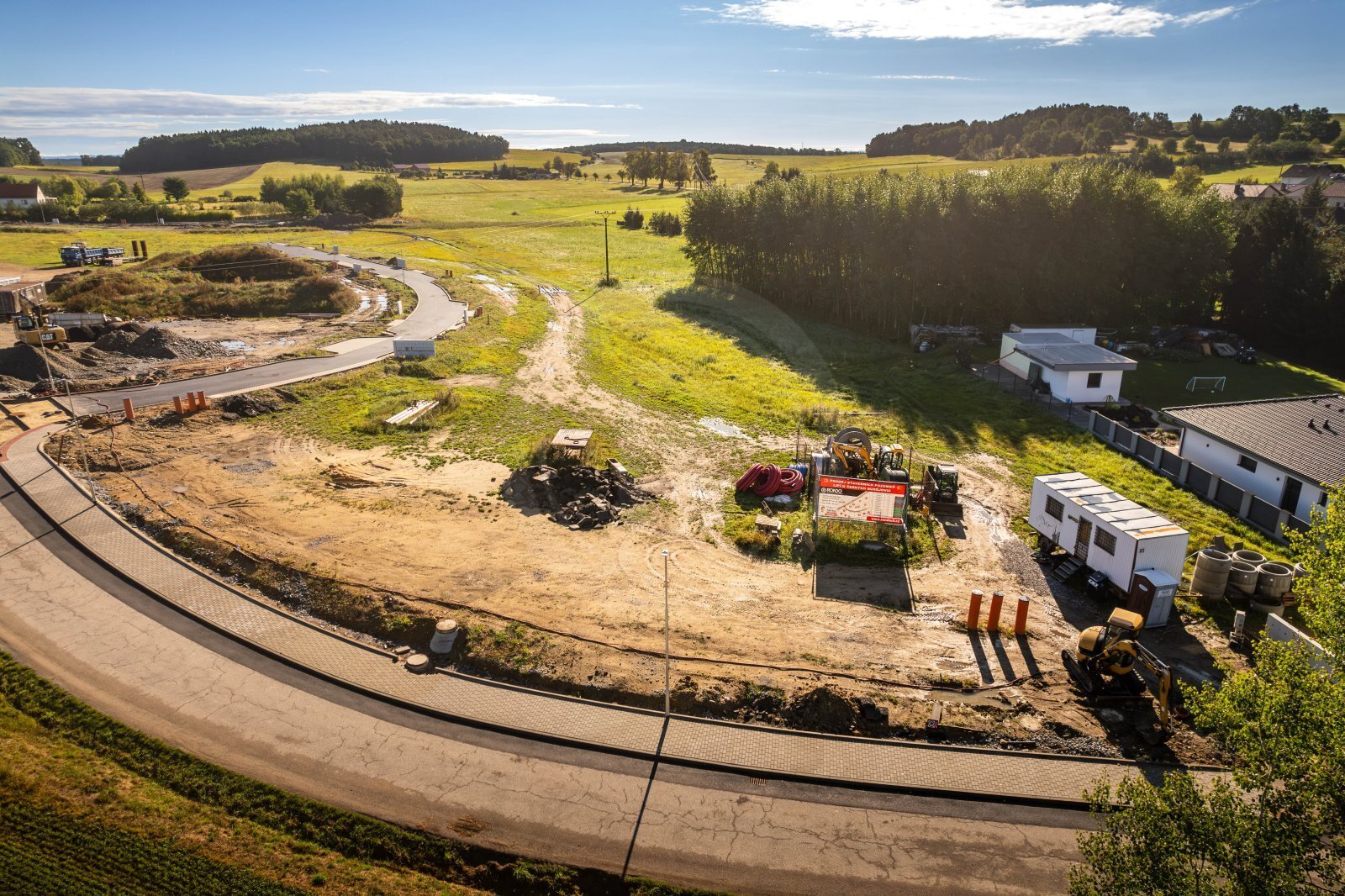 25-09-05 Lipí Pozemek Foto_02.jpg