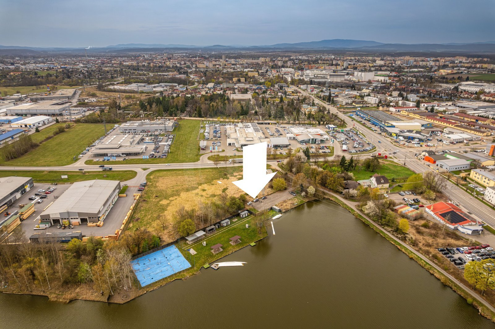 26-04-13 Nemanice Rekreační objekt_2_00000.jpg