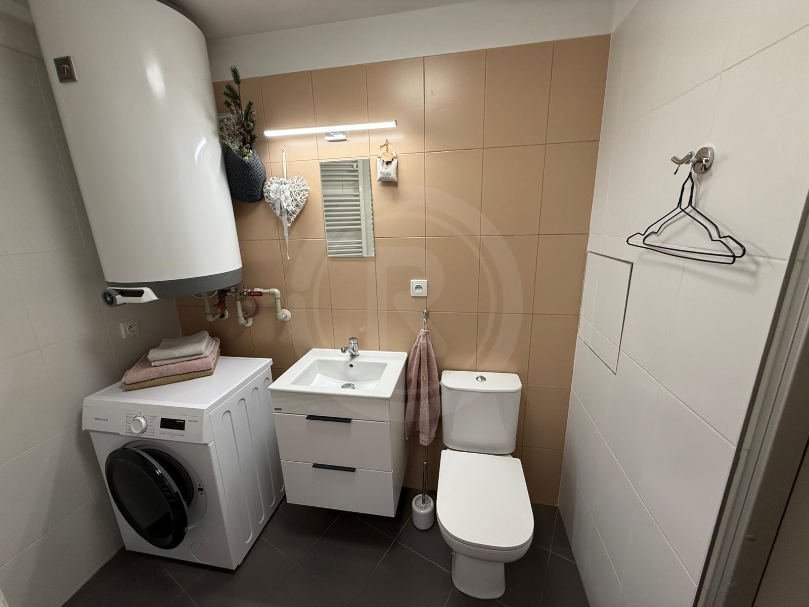 WhatsApp Image 2025-04-10 at 08.56.45 (1).jpeg