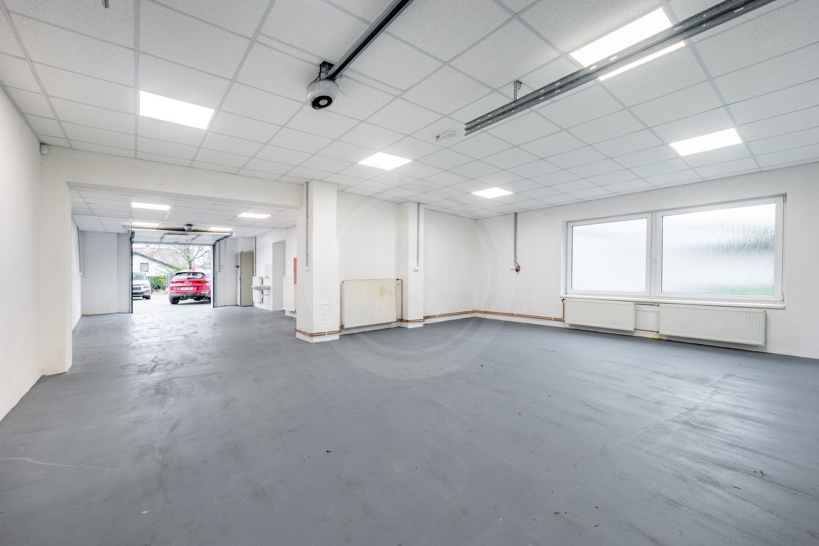 25-10-22 Ledenice Komerční prostor Foto_04.jpg