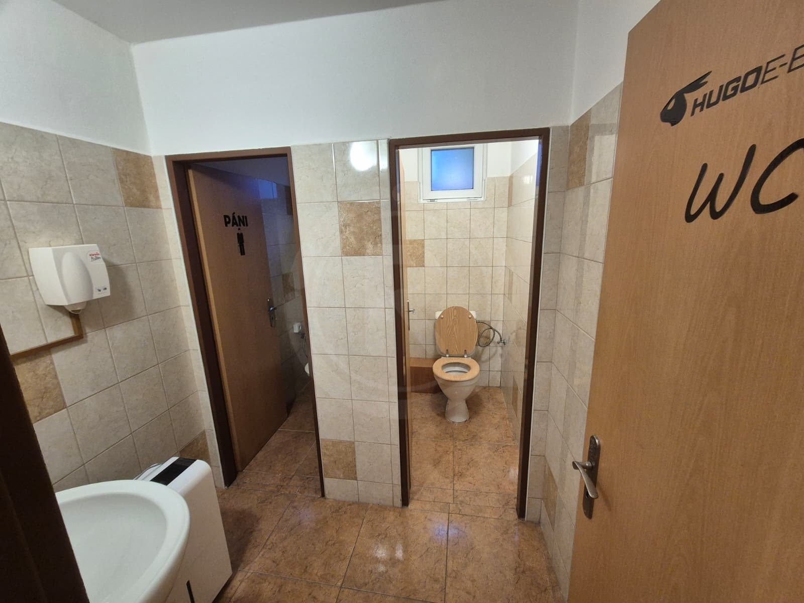 WhatsApp Image 2026-01-09 at 10.25.35 (2).jpeg