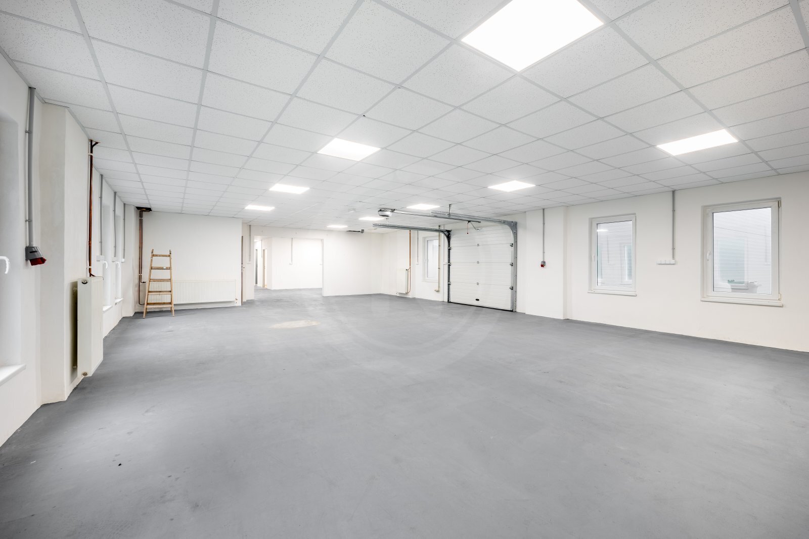 25-10-22 Ledenice Komerční prostor Foto_15.jpg