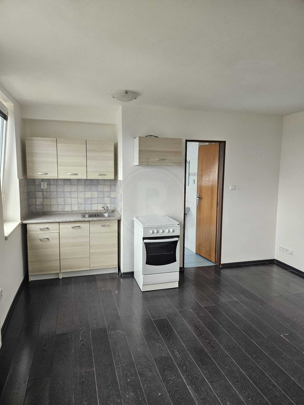 WhatsApp Image 2026-03-17 at 10.10.43 (5).jpeg