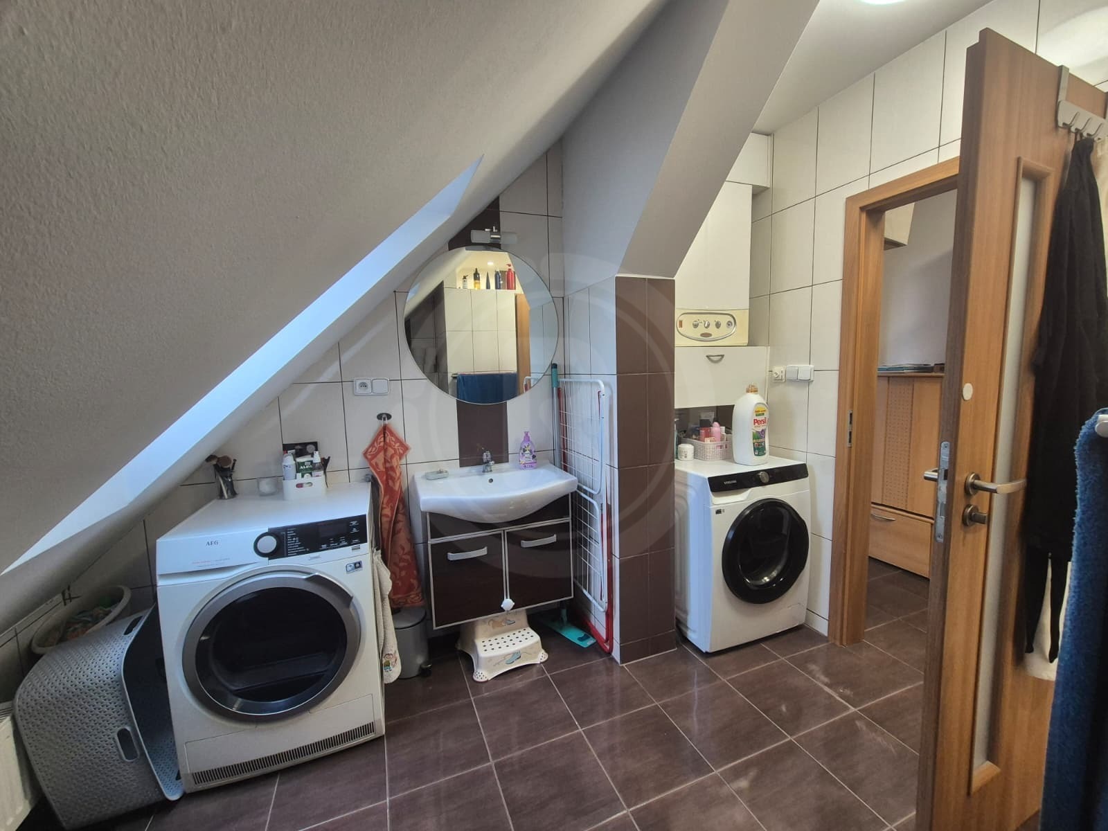 WhatsApp Image 2026-01-21 at 09.18.03.jpeg