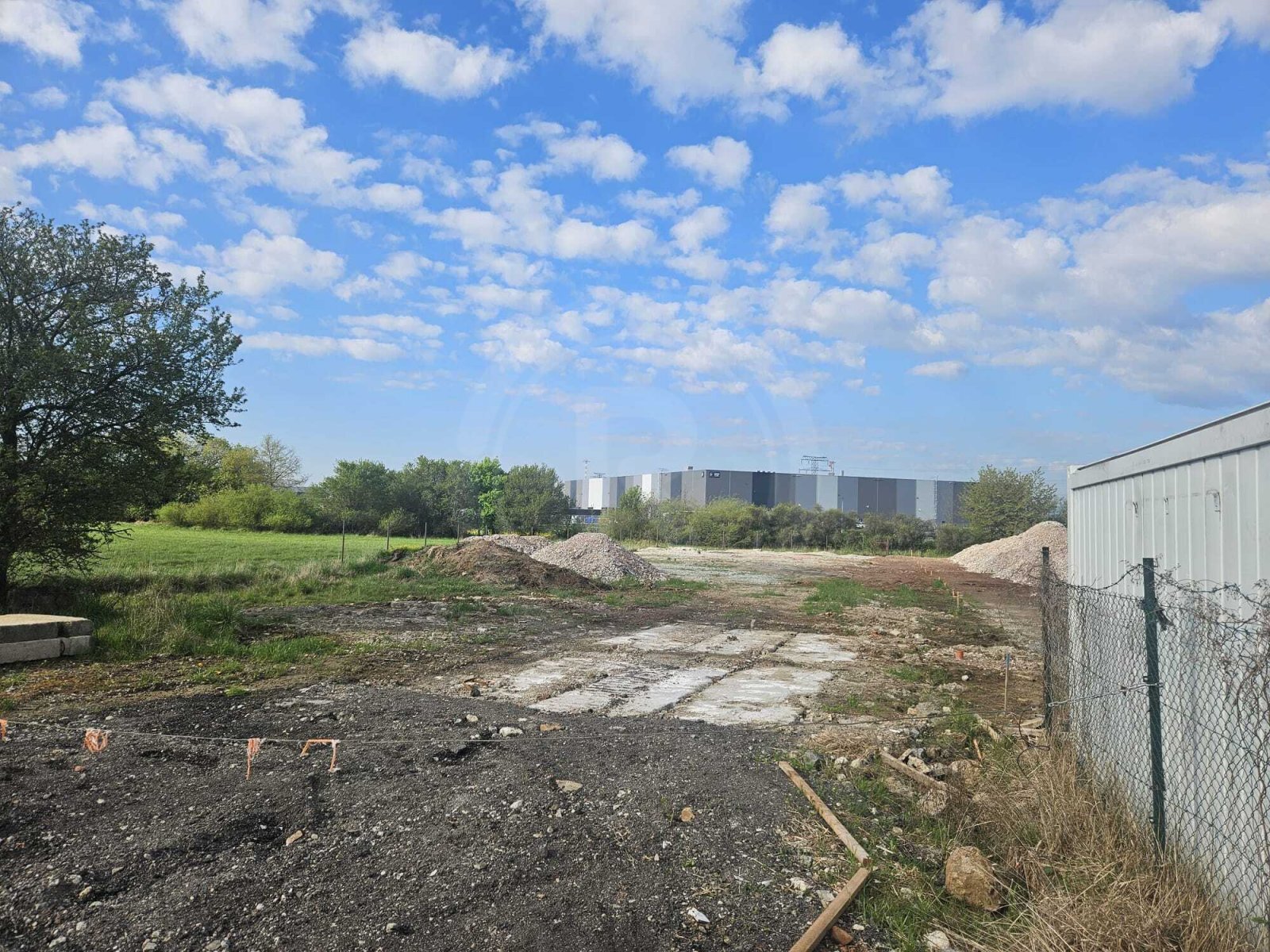 WhatsApp Image 2025-04-29 at 08.41.02 (3).jpeg