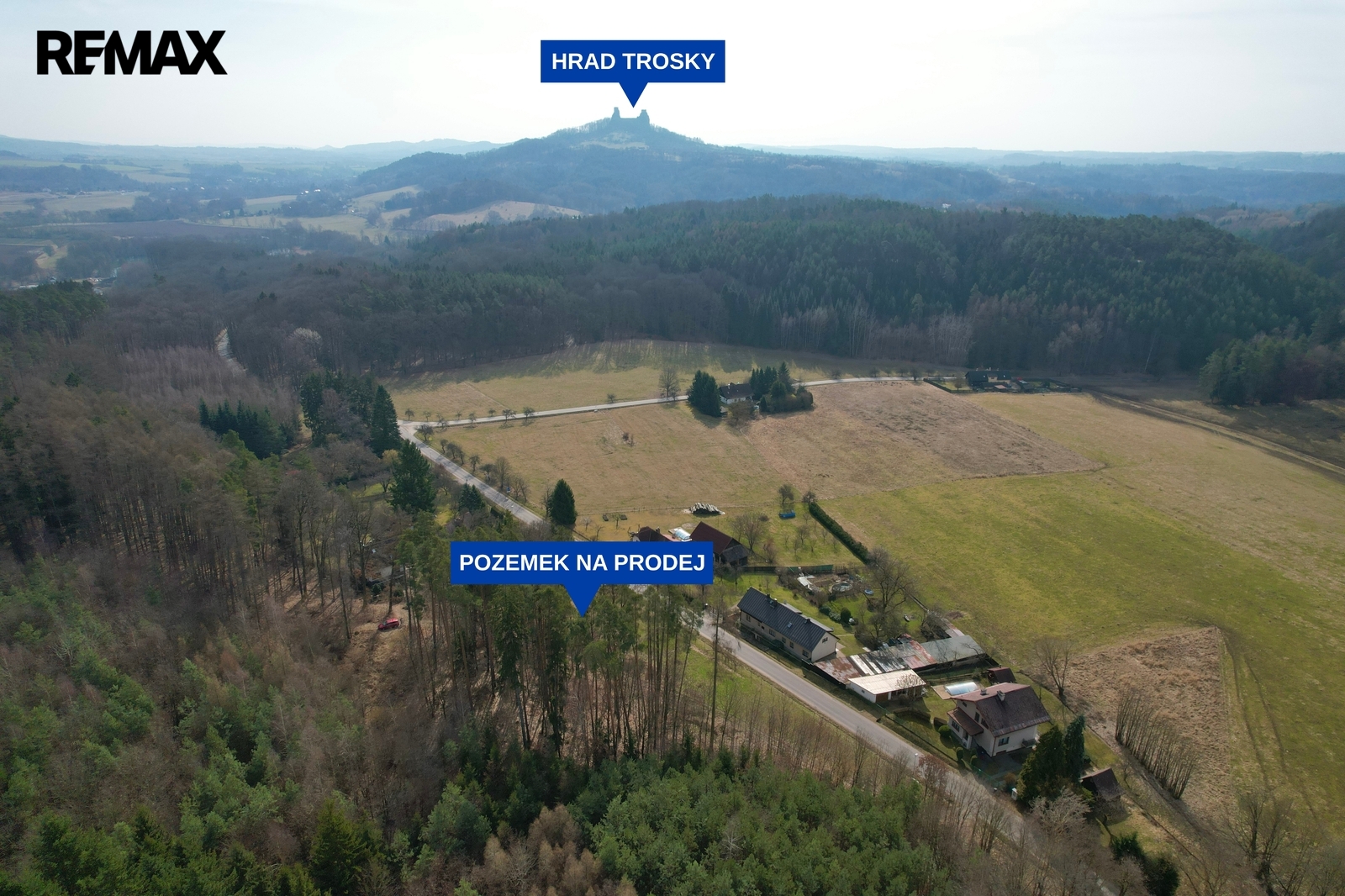 Celkový pohled ze západu