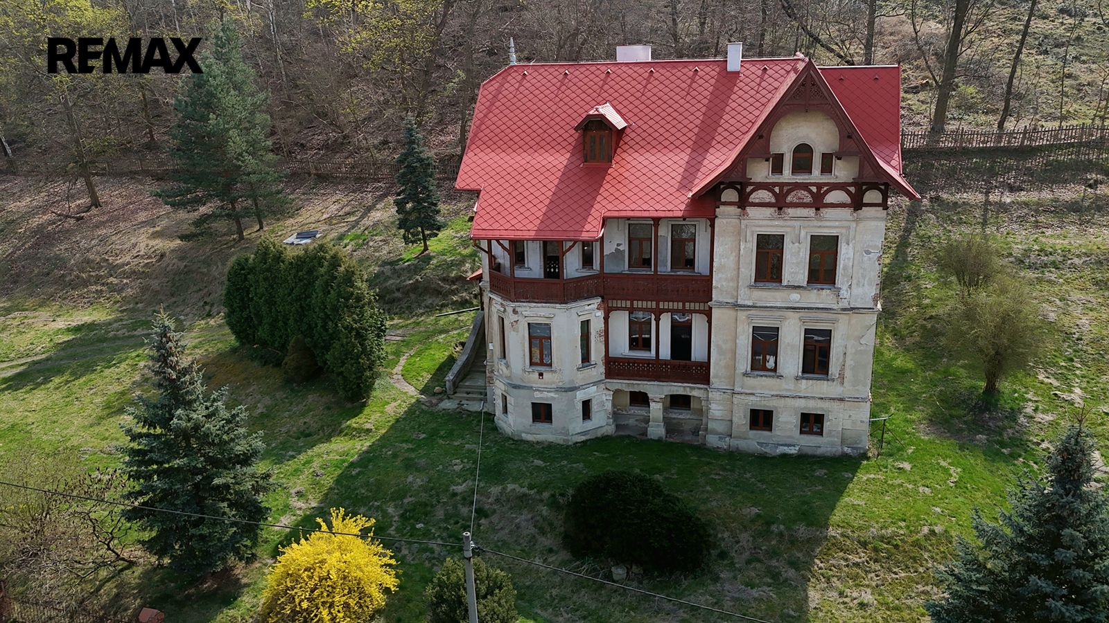 Prodej rodinného domu 960 m² – pohled 3