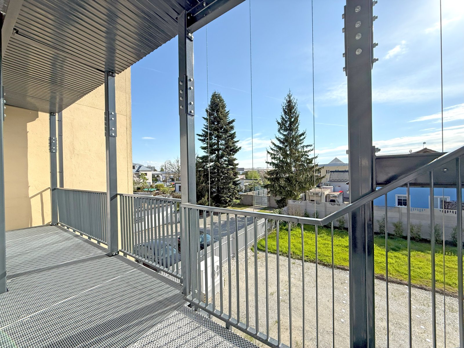 Balkon_pohled 1.jpg