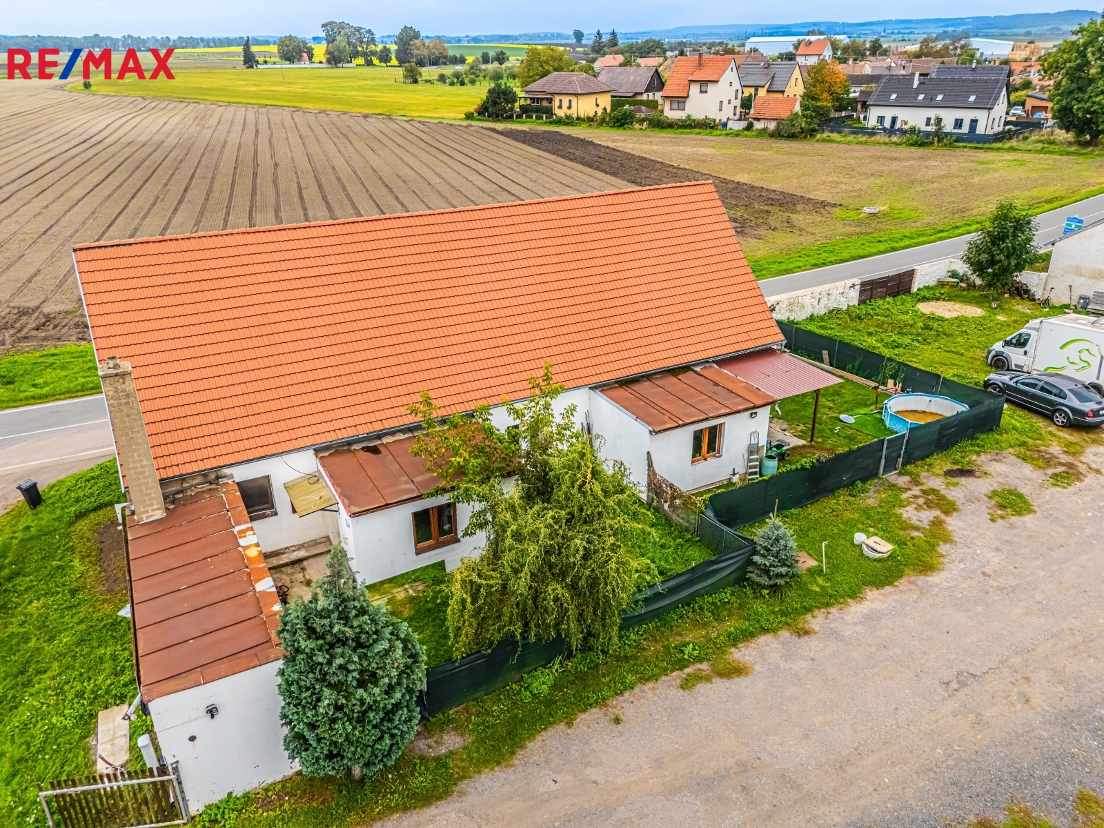 pohled na RD se dvěma byty