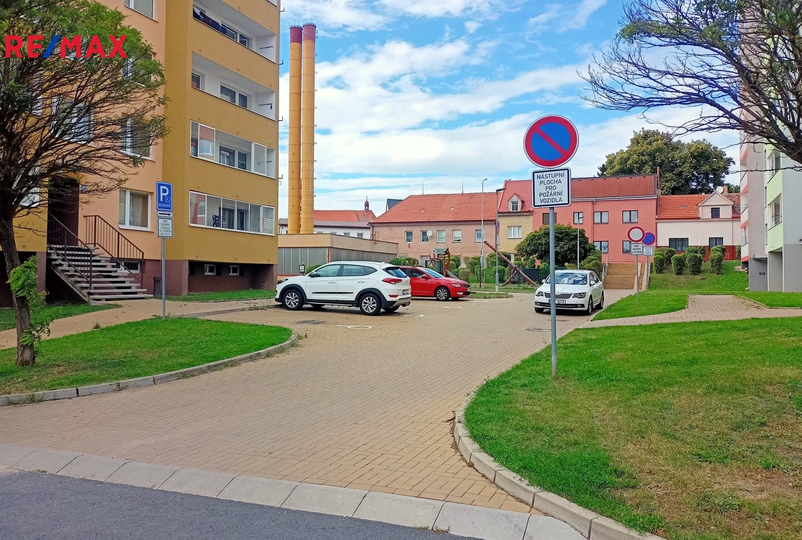 kde se dá naložit či složit náklad.