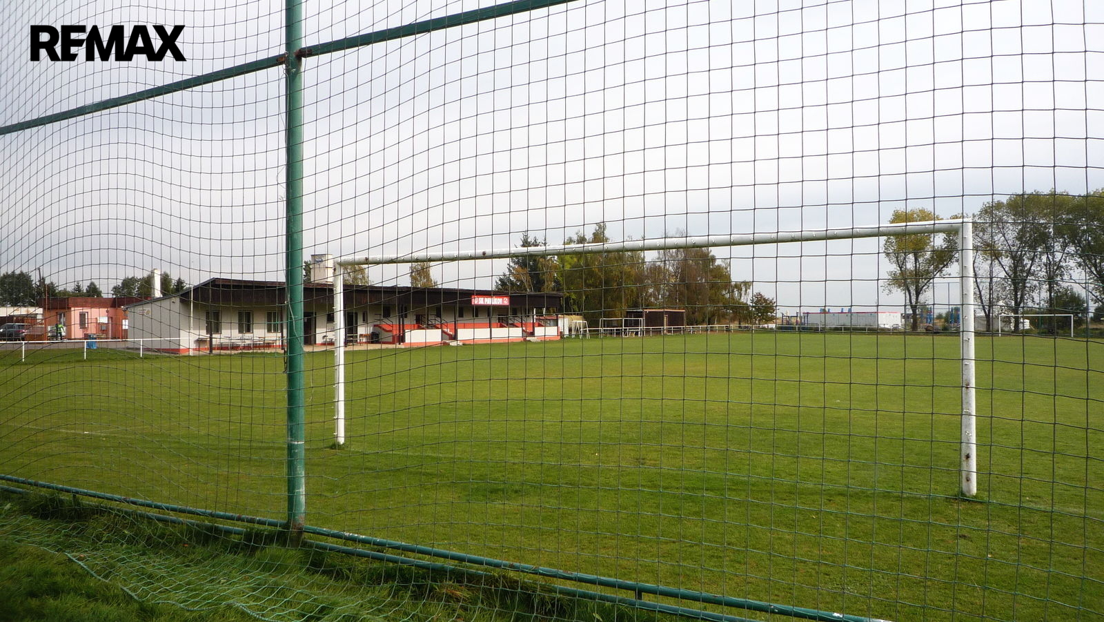 Tady hrají místní Lvice ...