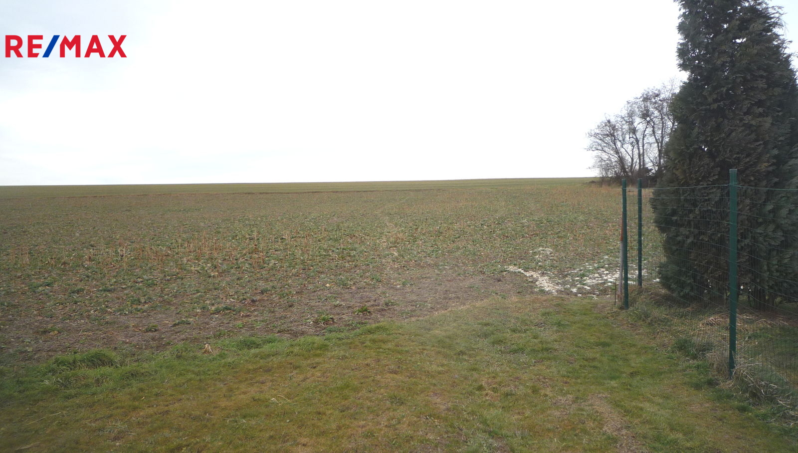 tady jsme přešli trochu výš a vpravo.