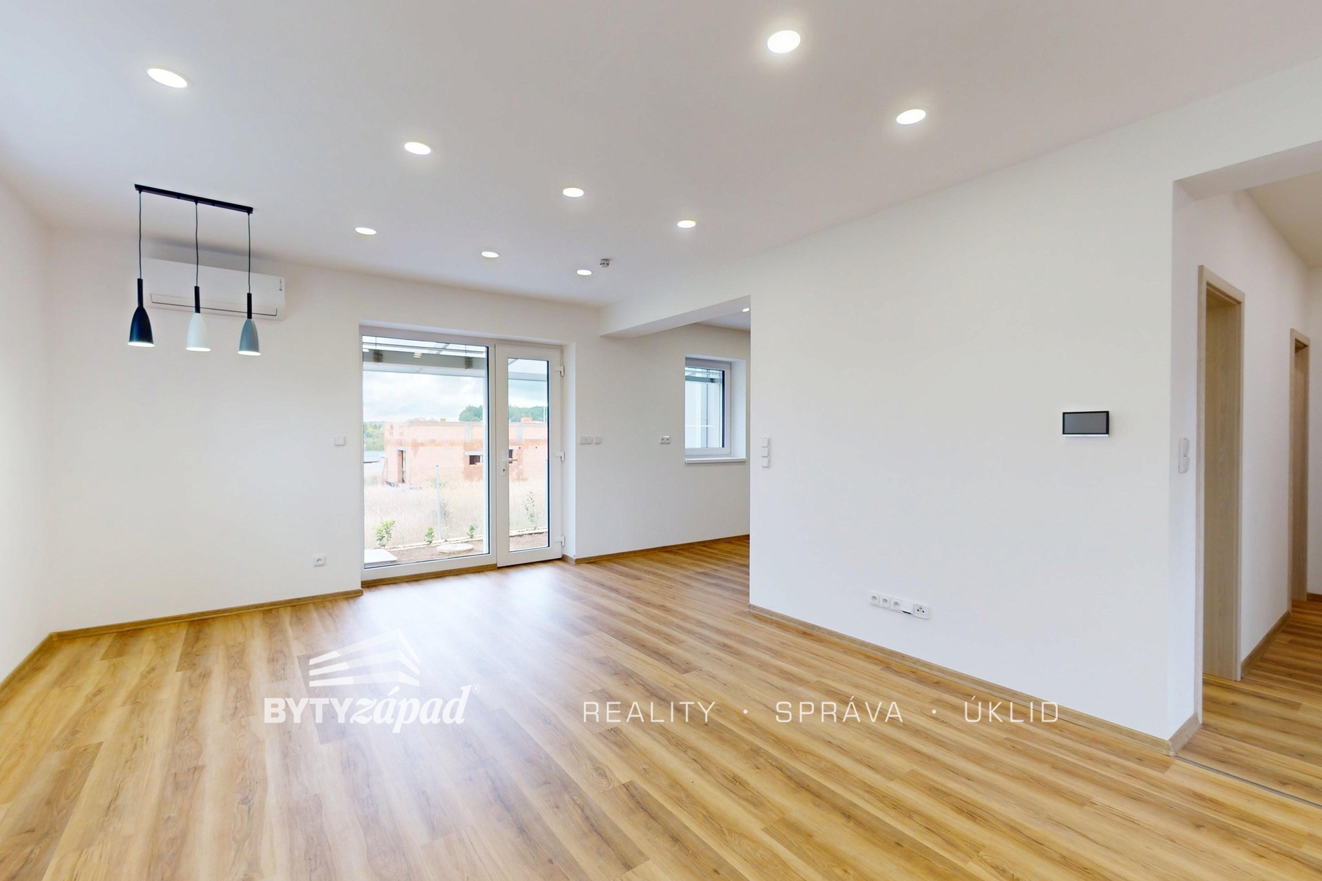 Byt-3kk-s-terasou-ul-Manetinska-Vejprnice-10172025_144507