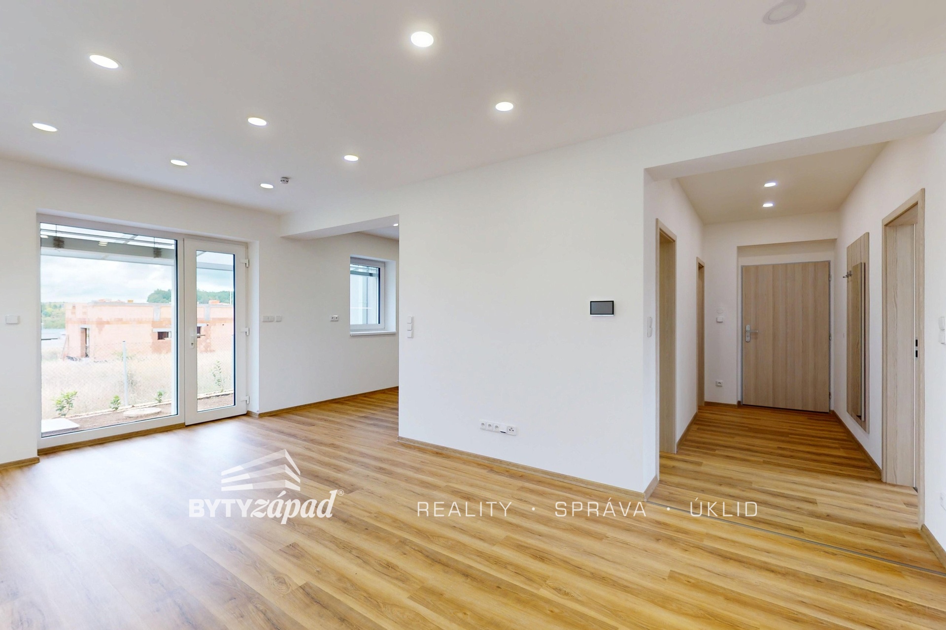 Byt-3kk-s-terasou-ul-Manetinska-Vejprnice-10172025_144457